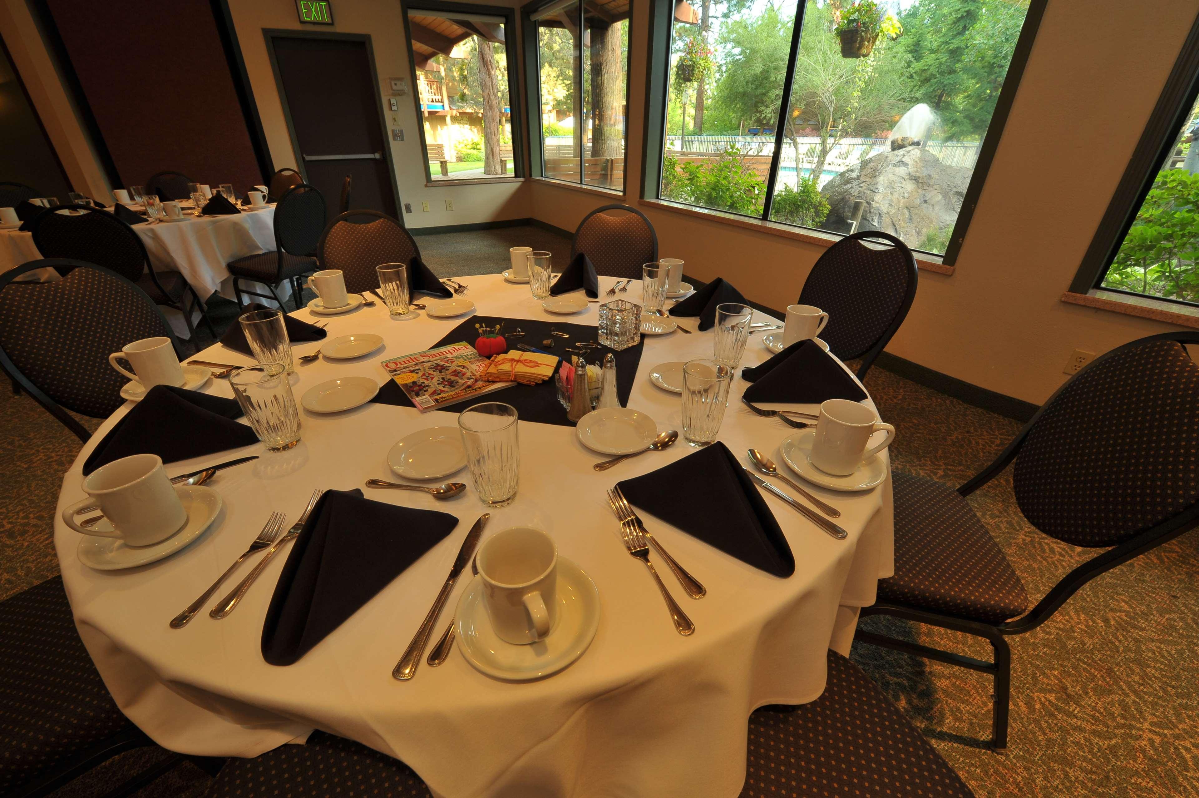 Shilo Inn Suites Hotel - Bend Restaurante foto